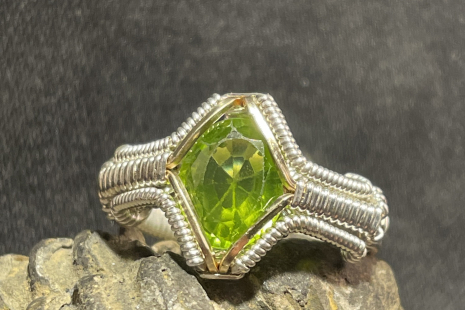 Faceted Peridot Sterling Silver Ring Size 8-8.5